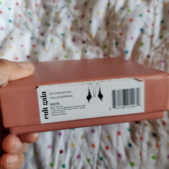 Cult Gaia Calla Earring White - Picture 5 of 9